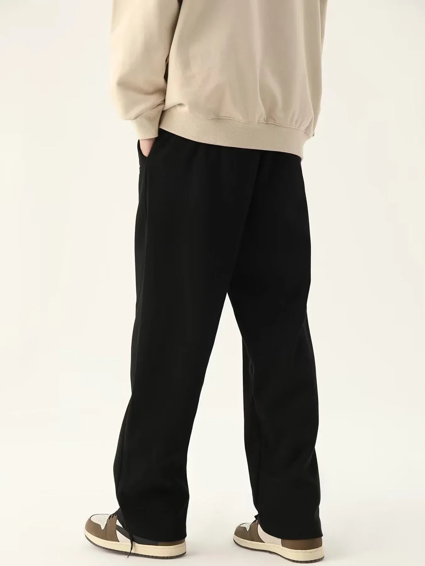 Wide-leg Relaxed Fit Sweatpants