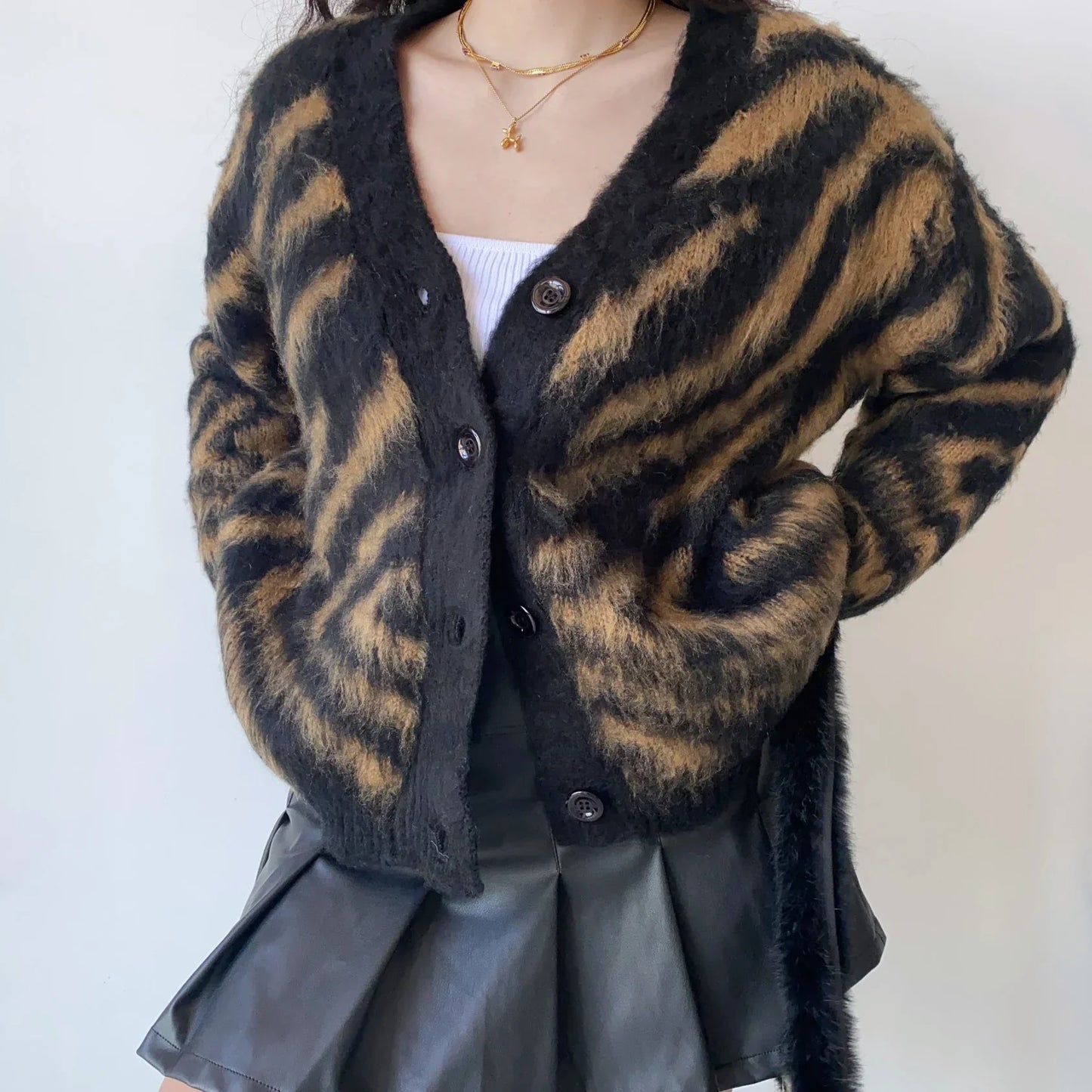 Loose Vintage Leopard Sweater
