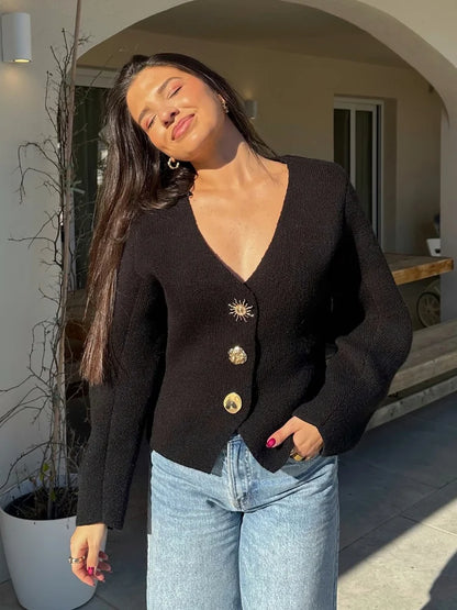 Chic V-Neck Knitted Cardigan