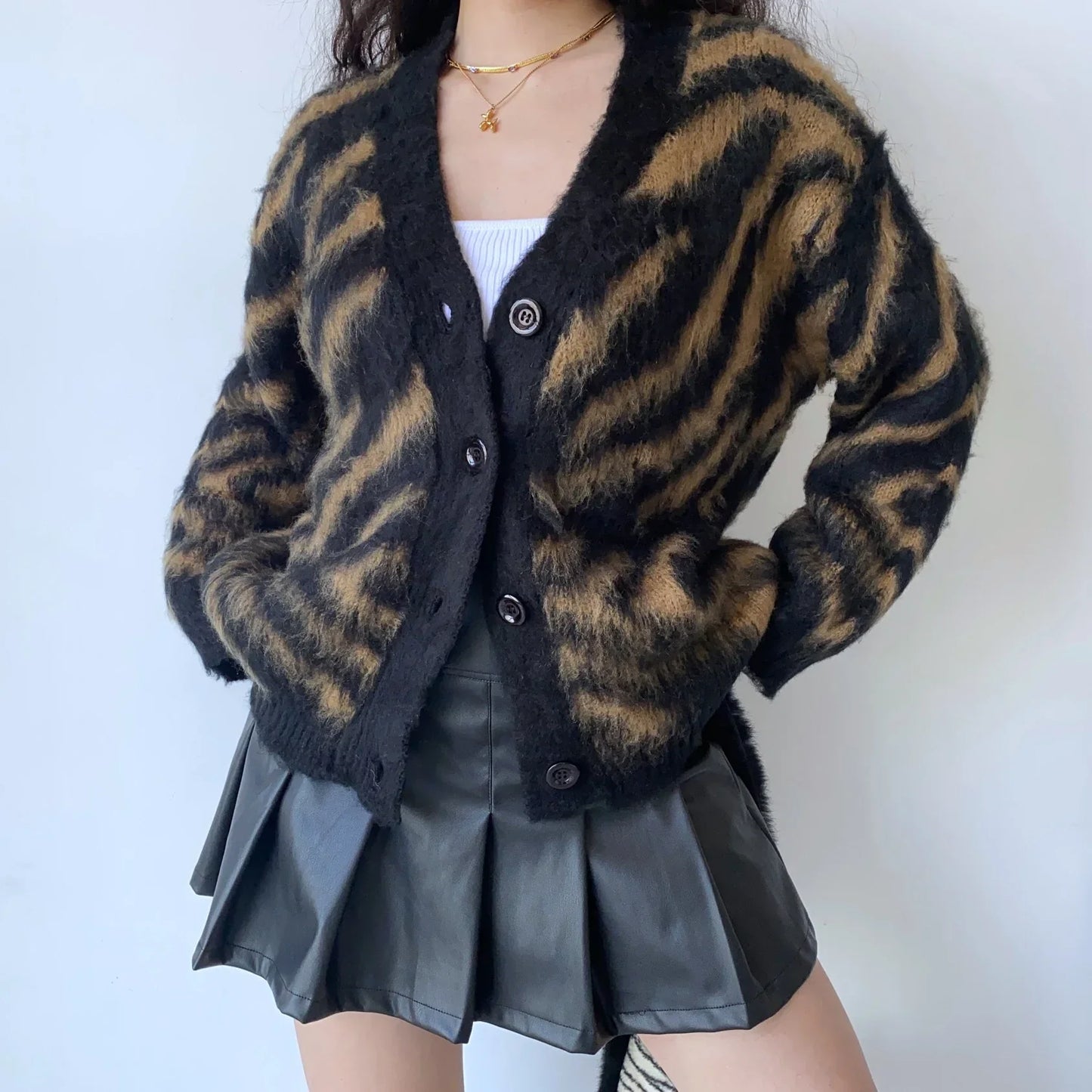 Loose Vintage Leopard Sweater